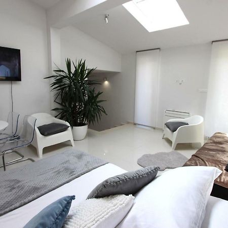4K Centre Apartment 자다르 외부 사진