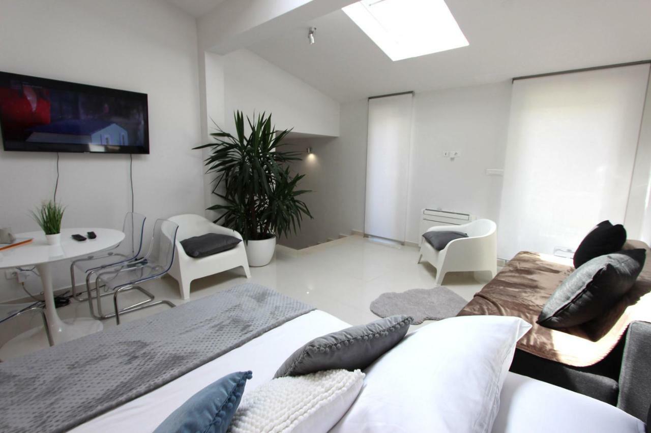 4K Centre Apartment 자다르 외부 사진